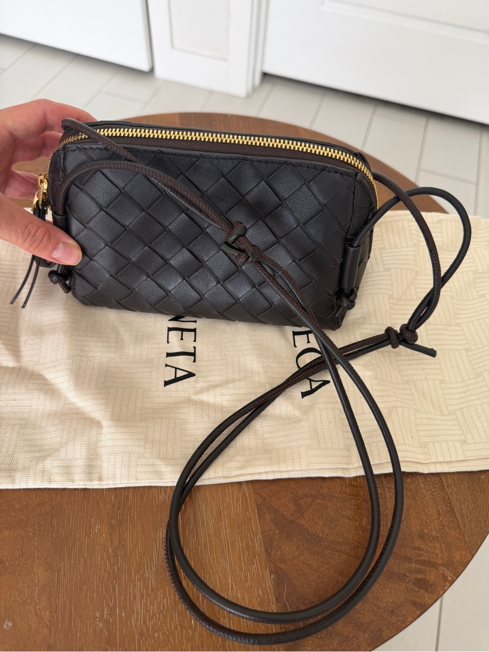 Bottega Veneta Intrecciato Nappa Leather Concert Pouch - Picture 11 of 12